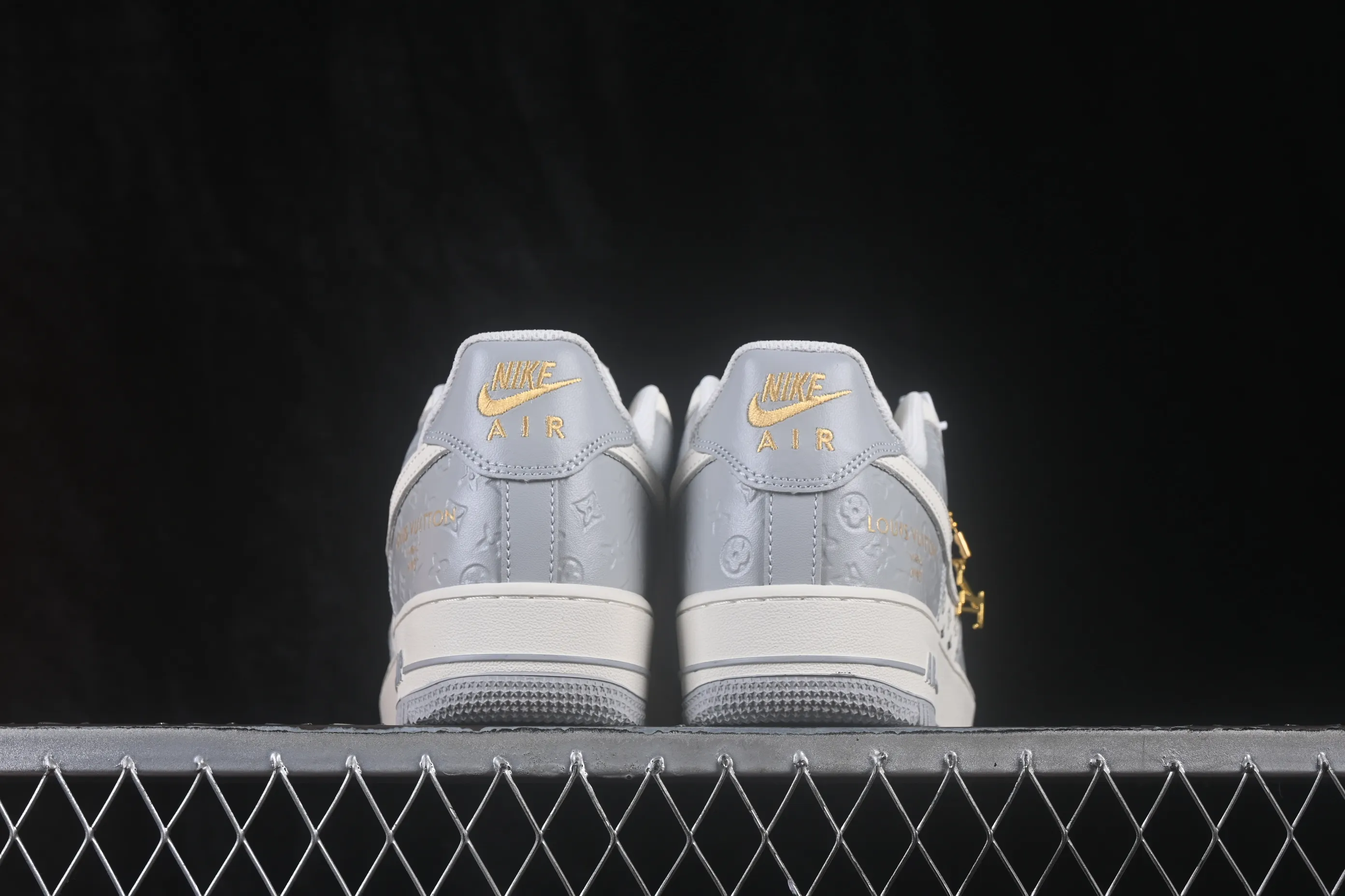 All categories Nk Air Force 1 Air Force series Nk Air Force 1 Low Air Force low-top Nike Air Force 1'07 Low Air Force 1 low-top casual sneakers GS2288-013